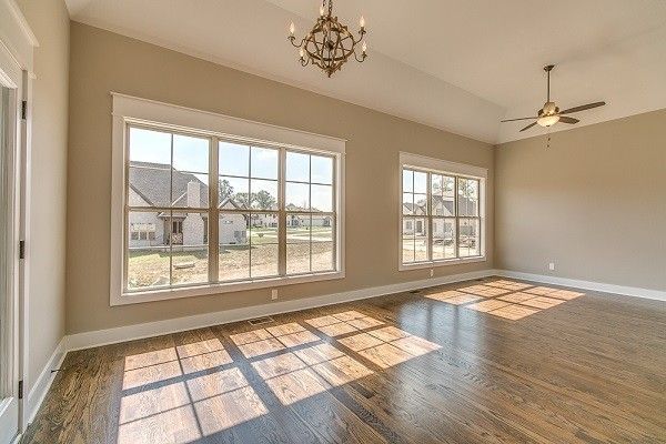 1224 Emmie Reece Dr, Smyrna, TN 37167