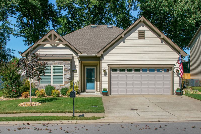 3254 Mapleside Ln, Murfreesboro, TN 37128