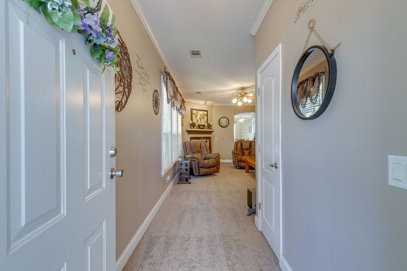 820 Point Break Cir S, Antioch, TN 37013