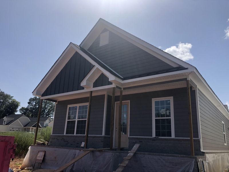 146 Luther St, Pleasant View, TN 37146