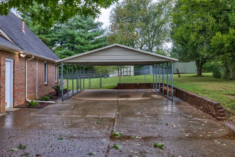 814 River Rock Blvd, Murfreesboro, TN 37128