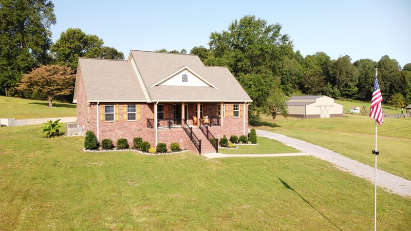 1701 Rock Bridge Rd, Bethpage, TN 37022