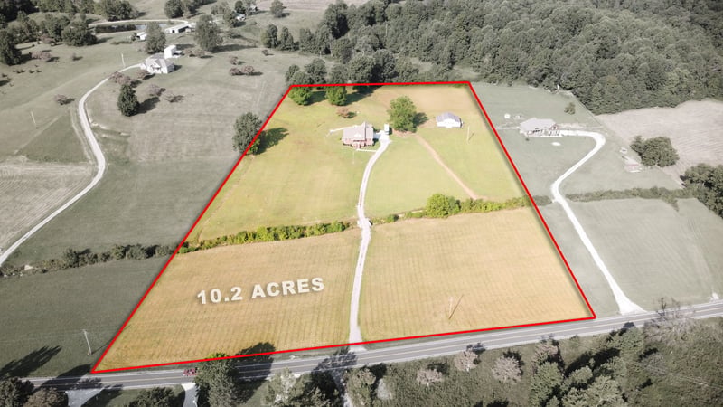 1701 Rock Bridge Rd, Bethpage, TN 37022