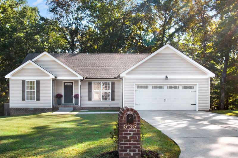 535 Cassie Ln, White Bluff, TN 37187
