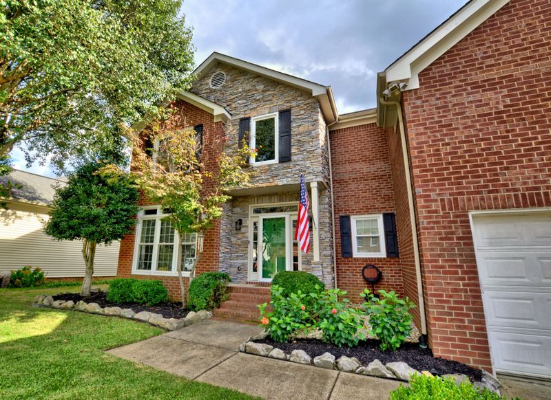 817 Shadowlawn Ct, Franklin, TN 37069