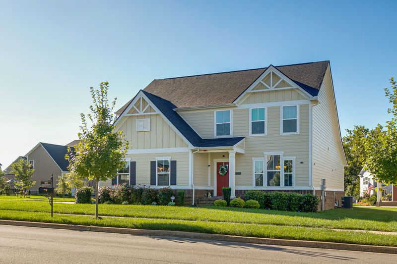 2032 Ledgebrook Dr, Franklin, TN 37064