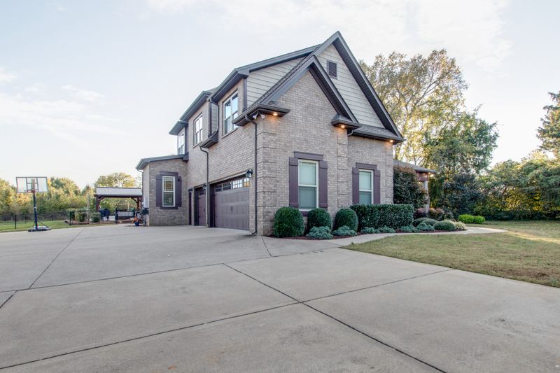 2897 Madison Ave, Murfreesboro, TN 37130