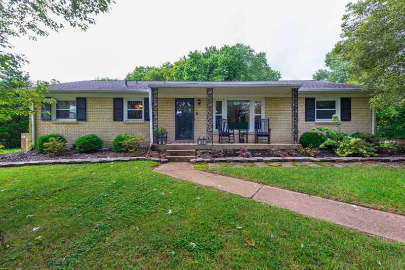 300 Cathy Jo Dr, Nashville, TN 37211
