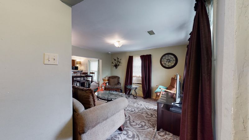 917 33rd Ave N, Nashville, TN 37209