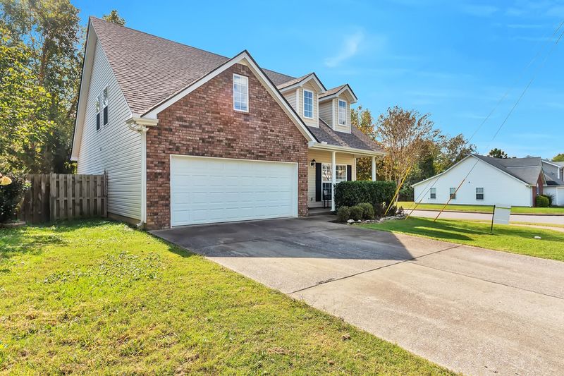 8300 Ramstone Way, Antioch, TN 37013