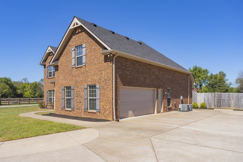 6110 Silver Dollar St, Lascassas, TN 37085