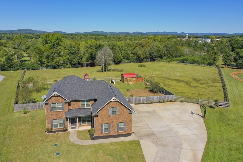 6110 Silver Dollar St, Lascassas, TN 37085