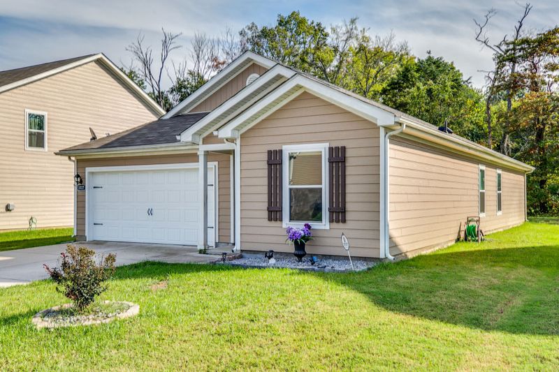 3327 Drysdale Dr, Murfreesboro, TN 37128