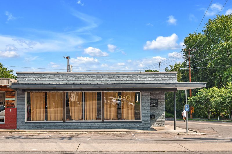 2215 Fernwood Dr, Nashville, TN 37216