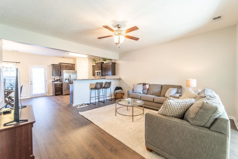 5304 Tony Lama Ln, Murfreesboro, TN 37128