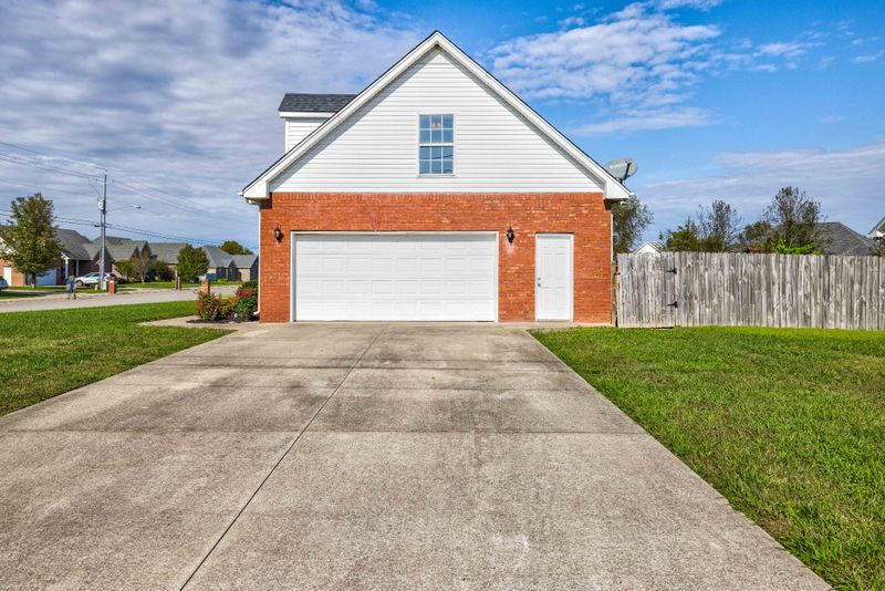 4751 Hammock Dr, Murfreesboro, TN 37128