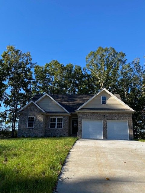 7612 Whispering Wind Ln, Fairview, TN 37062