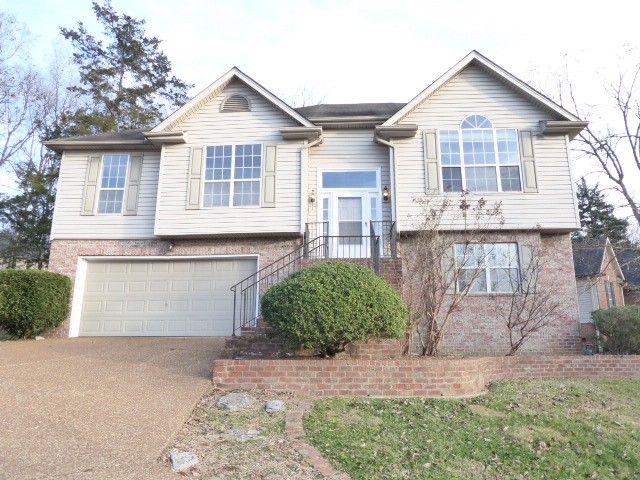 1611 Eagle Trace Dr, Mount Juliet, TN 37122