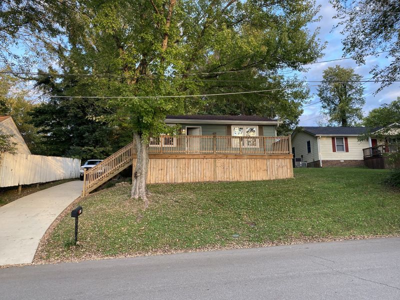 210 Garner St, Springfield, TN 37172