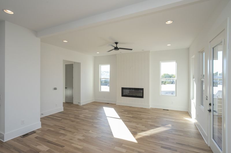 335 Vivelle Ave #A, Nashville, TN 37210