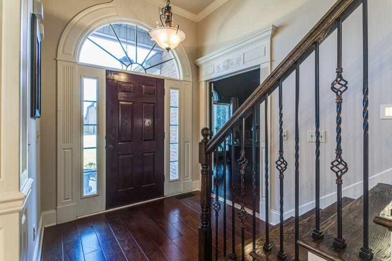 2707 Crowne Pointe Dr, Murfreesboro, TN 37130
