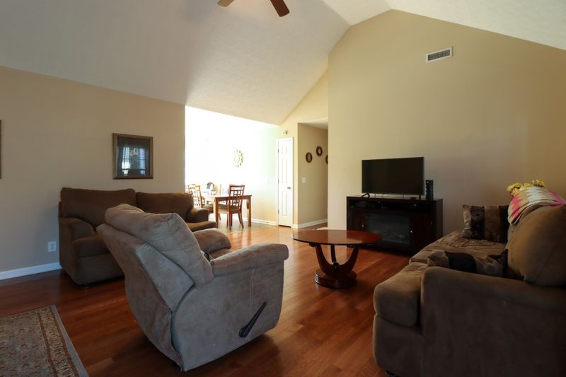 316 Brandywine Ln, Springfield, TN 37172