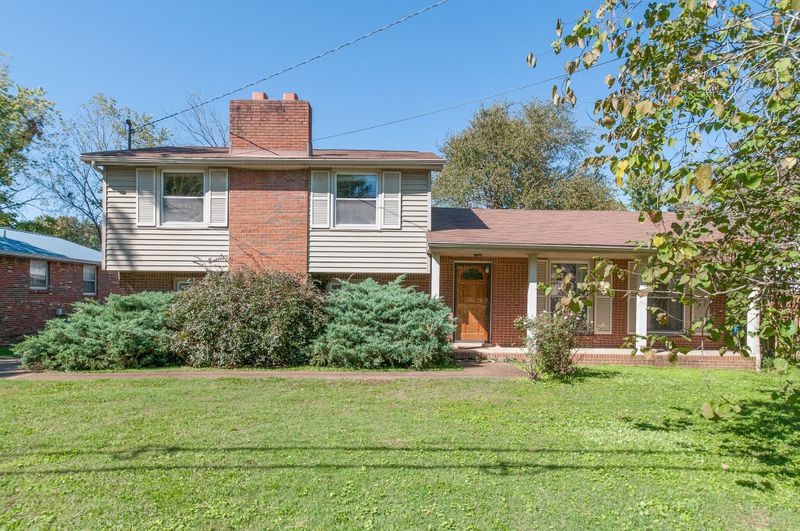 6600 Cabot Dr, Nashville, TN 37209