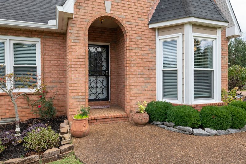 2414 Colfax Dr, Murfreesboro, TN 37129