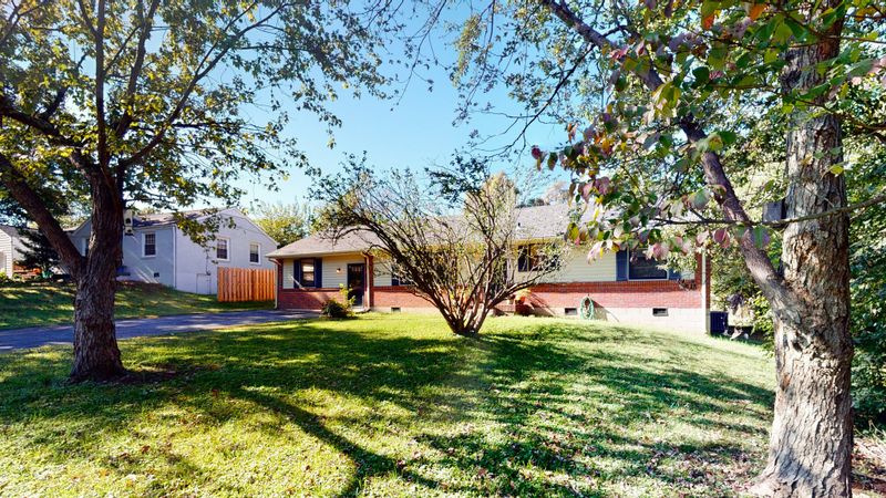 238 Barker Rd, Nashville, TN 37214