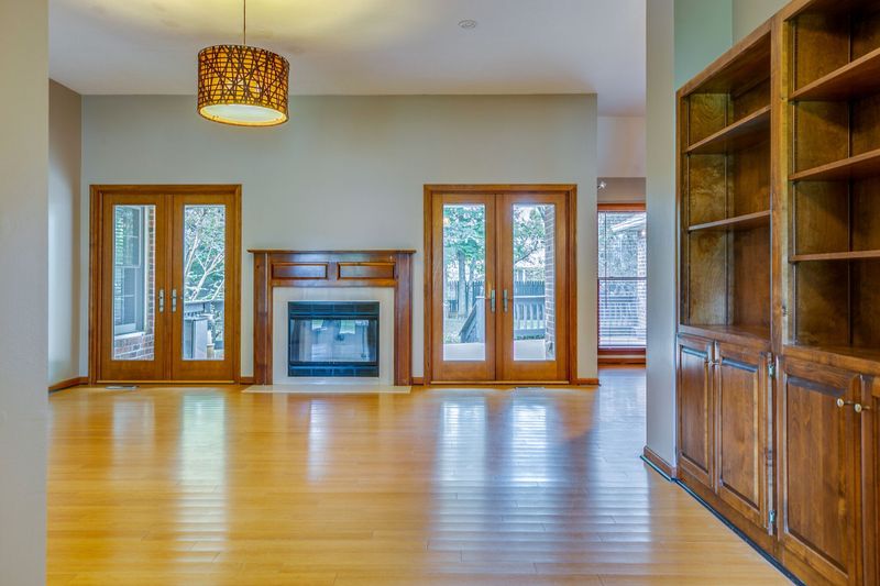 2911 Regenwood Dr, Murfreesboro, TN 37129