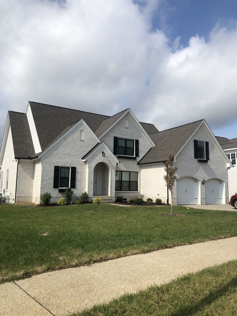 6051 Kidman Ln, Spring Hill, TN 37174