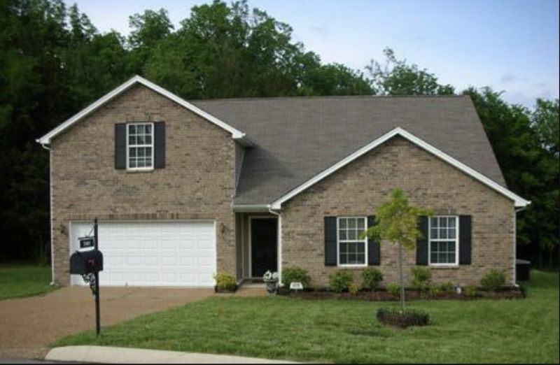 7003 Crestview Cv, Mount Juliet, TN 37122