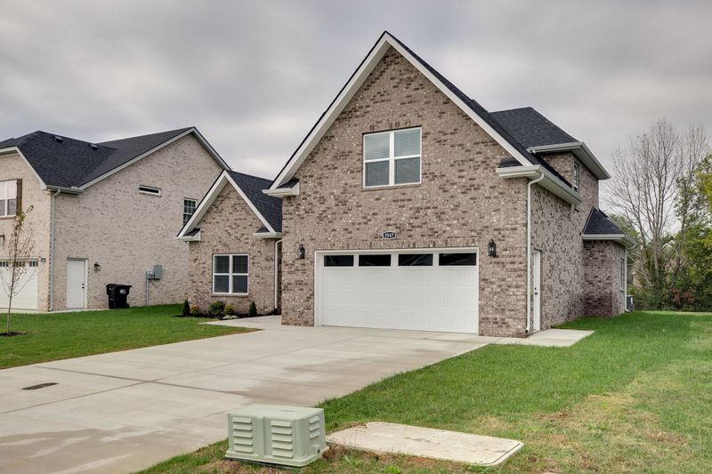 3547 Pershing Dr, Murfreesboro, TN 37129