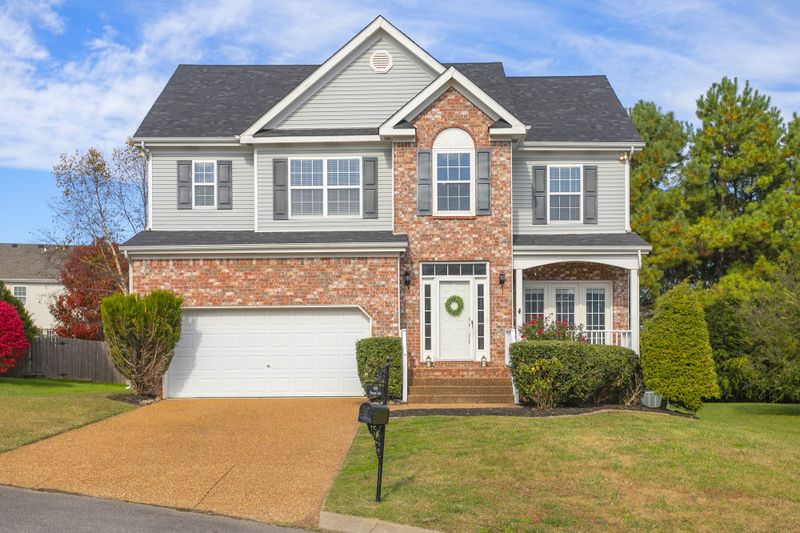 6004 Romain Ct, Spring Hill, TN 37174
