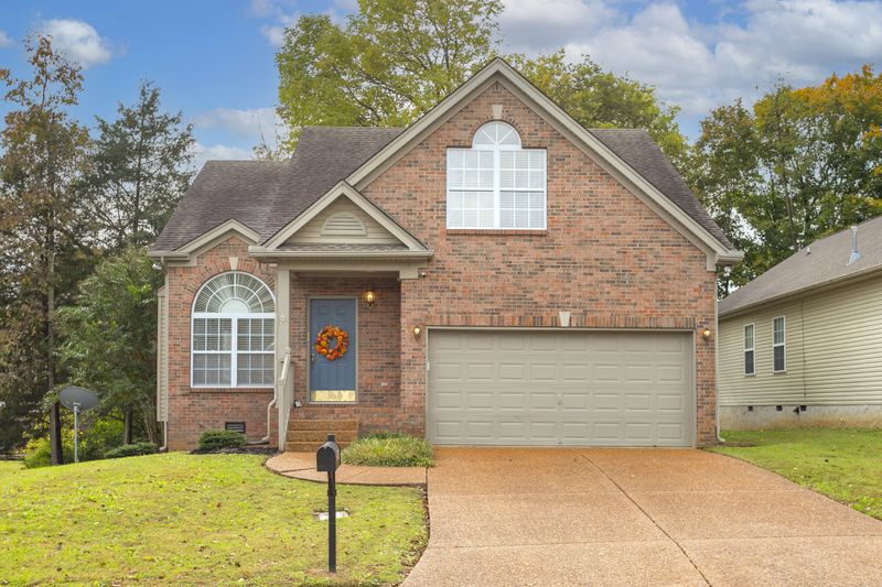 1045 Brookside Woods Blvd, Hermitage, TN 37076