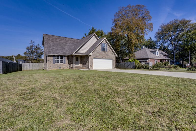 1517 John Galt Dr, Lebanon, TN 37087