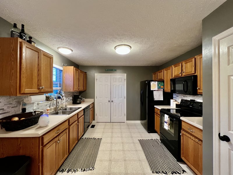 1006 Dellrose Dr, Bell Buckle, TN 37020