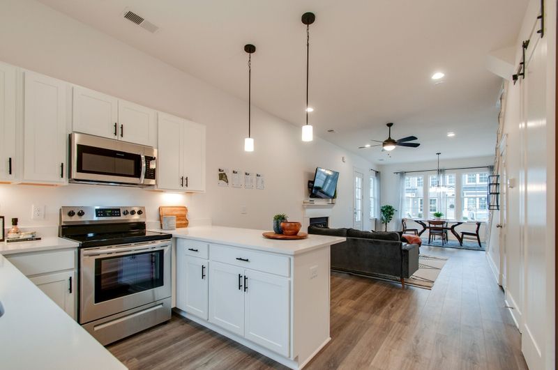 2028 Morrison Ridge Dr, Nashville, TN 37221
