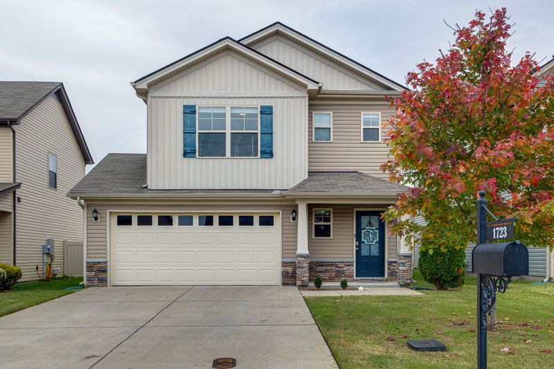 1723 Warmingfield Dr, Murfreesboro, TN 37127