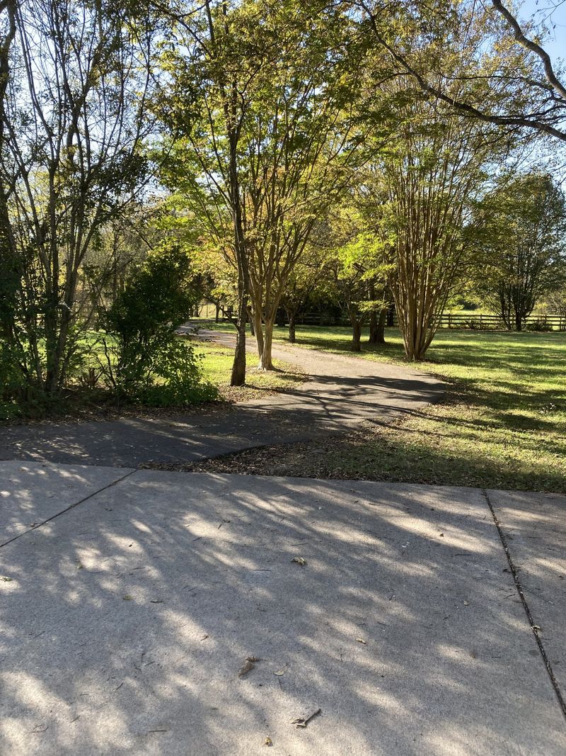 6738 Baker Rd, Murfreesboro, TN 37129