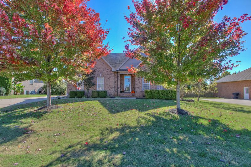 4855 Conquer Dr, Murfreesboro, TN 37128