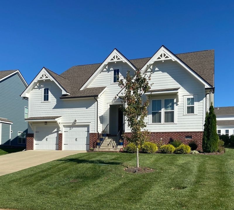 1241 Batbriar Rd, Murfreesboro, TN 37128