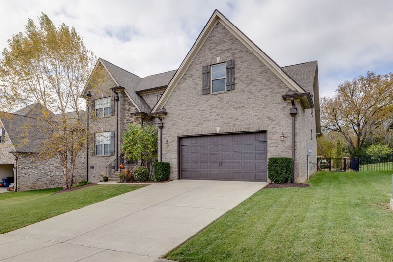 4165 Miles Johnson Pkwy, Spring Hill, TN 37174