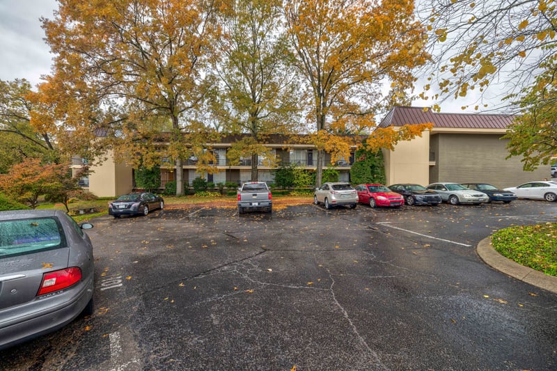 3909 Whitland Ave #102, Nashville, TN 37205