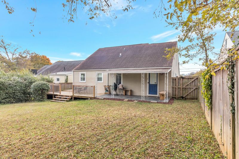 437 Edwin St, Nashville, TN 37207