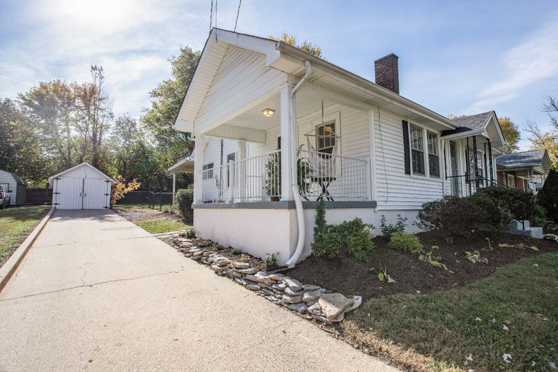 215 Chamberlain Dr, Murfreesboro, TN 37129