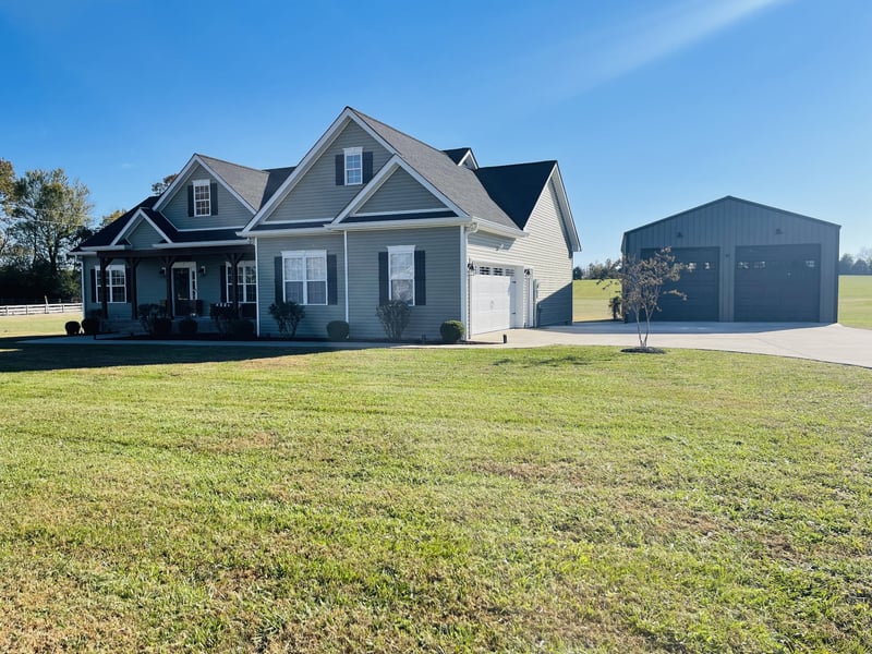 936 Jump Off Rd, Bon Aqua, TN 37025