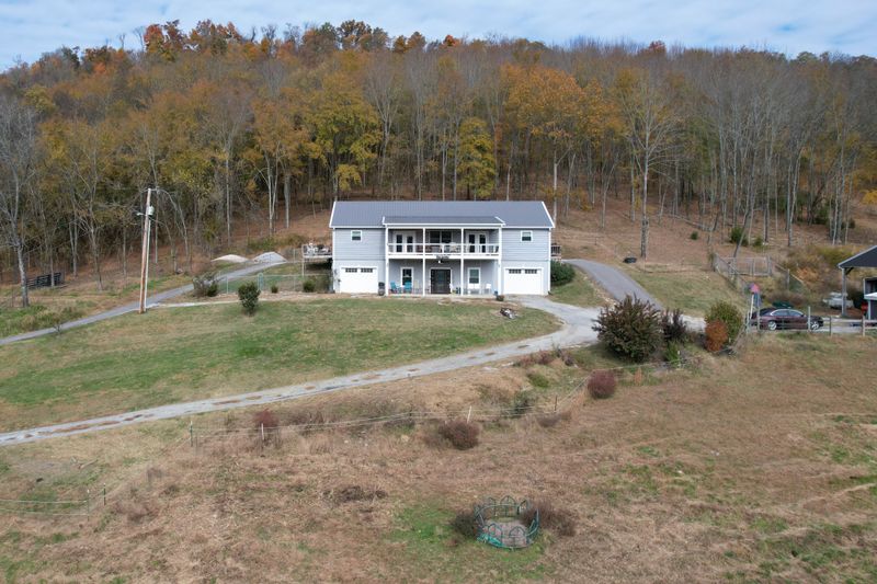 34 Farley Ln, Carthage, TN 37030