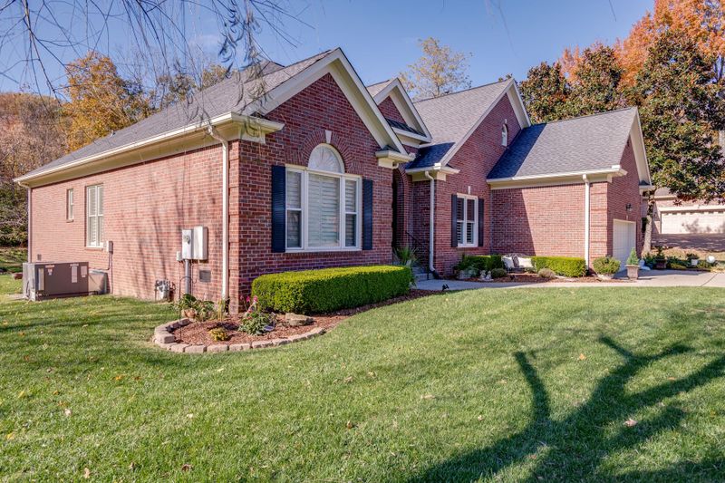 178 N Berwick Ln, Franklin, TN 37069