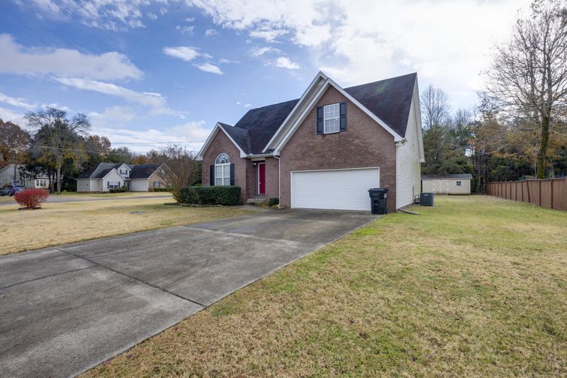102 California Ct, Murfreesboro, TN 37129